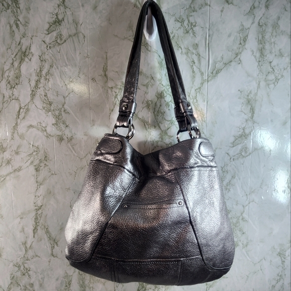B MAKOWSKY Silver Soft Leather Shoulder Bag - Picture 5 of 16